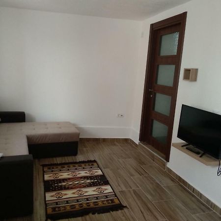 At George'S Apartments Ohrid Luaran gambar
