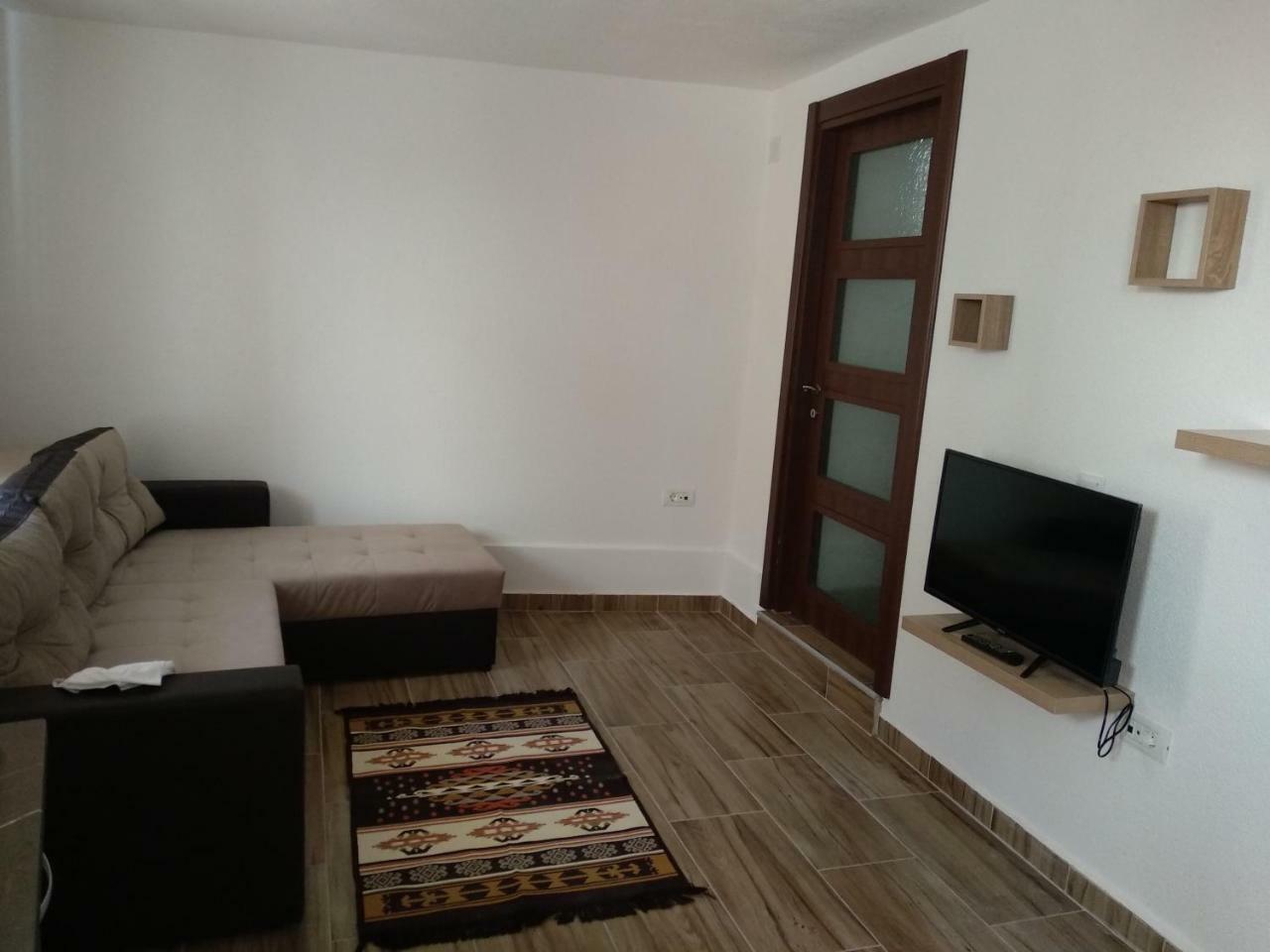 At George'S Apartments Ohrid Luaran gambar