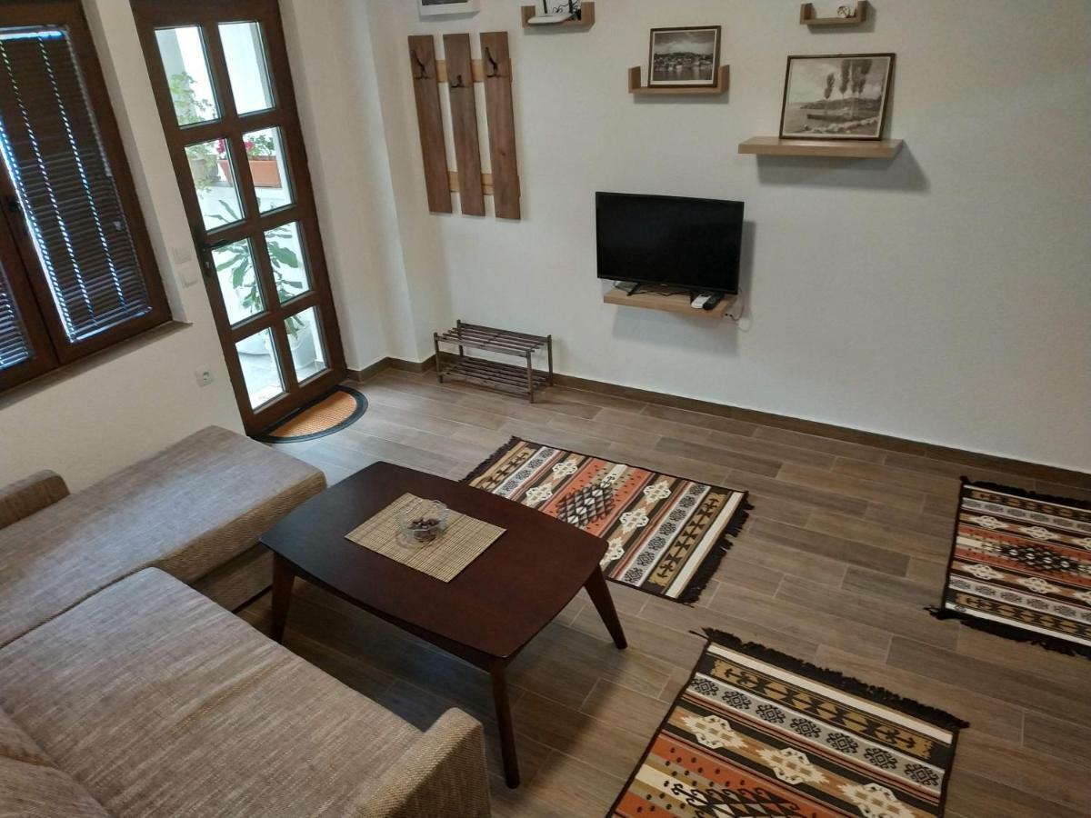 At George'S Apartments Ohrid Luaran gambar